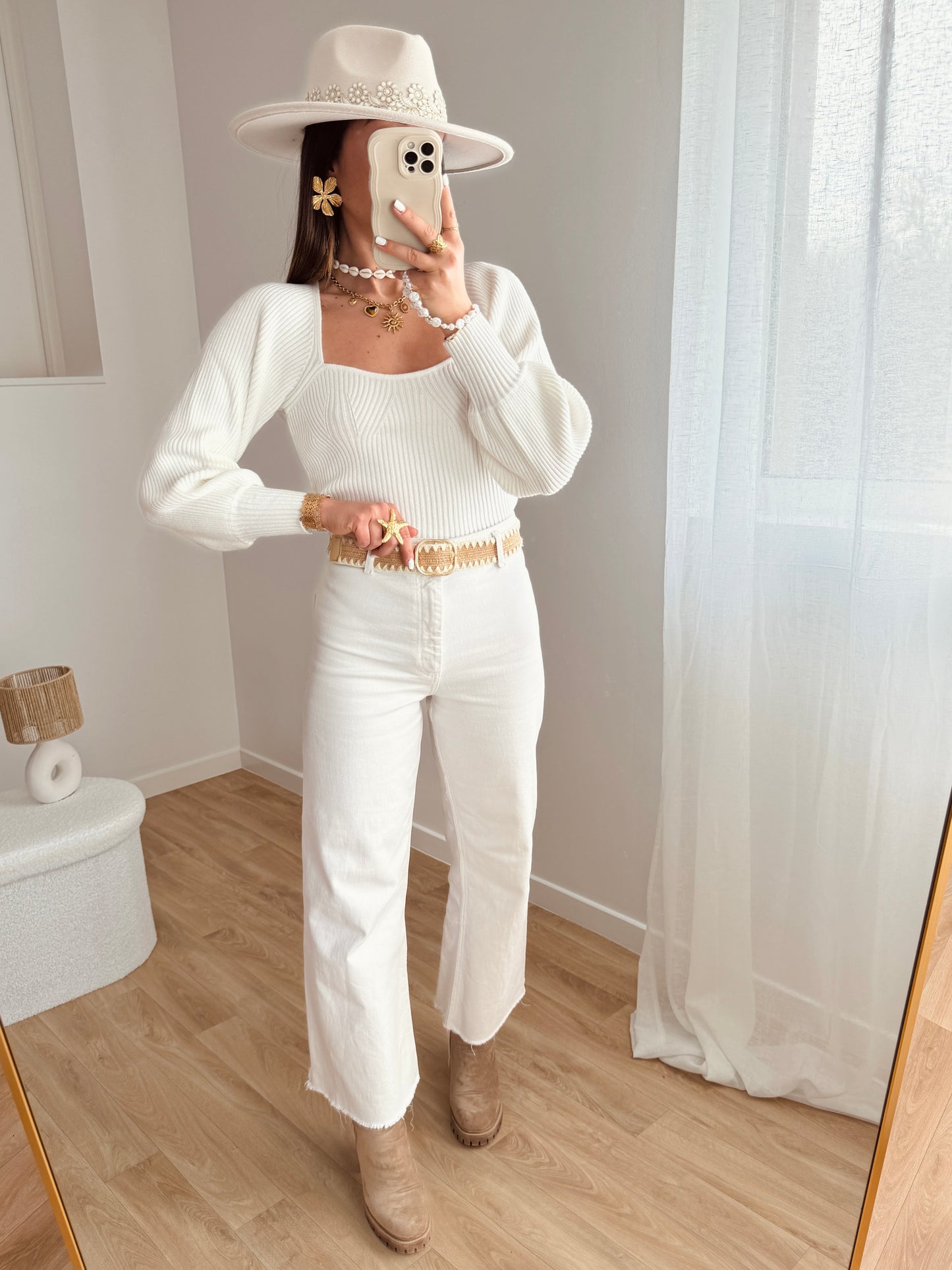 Pull MARLY blanc en maille encolure carrée