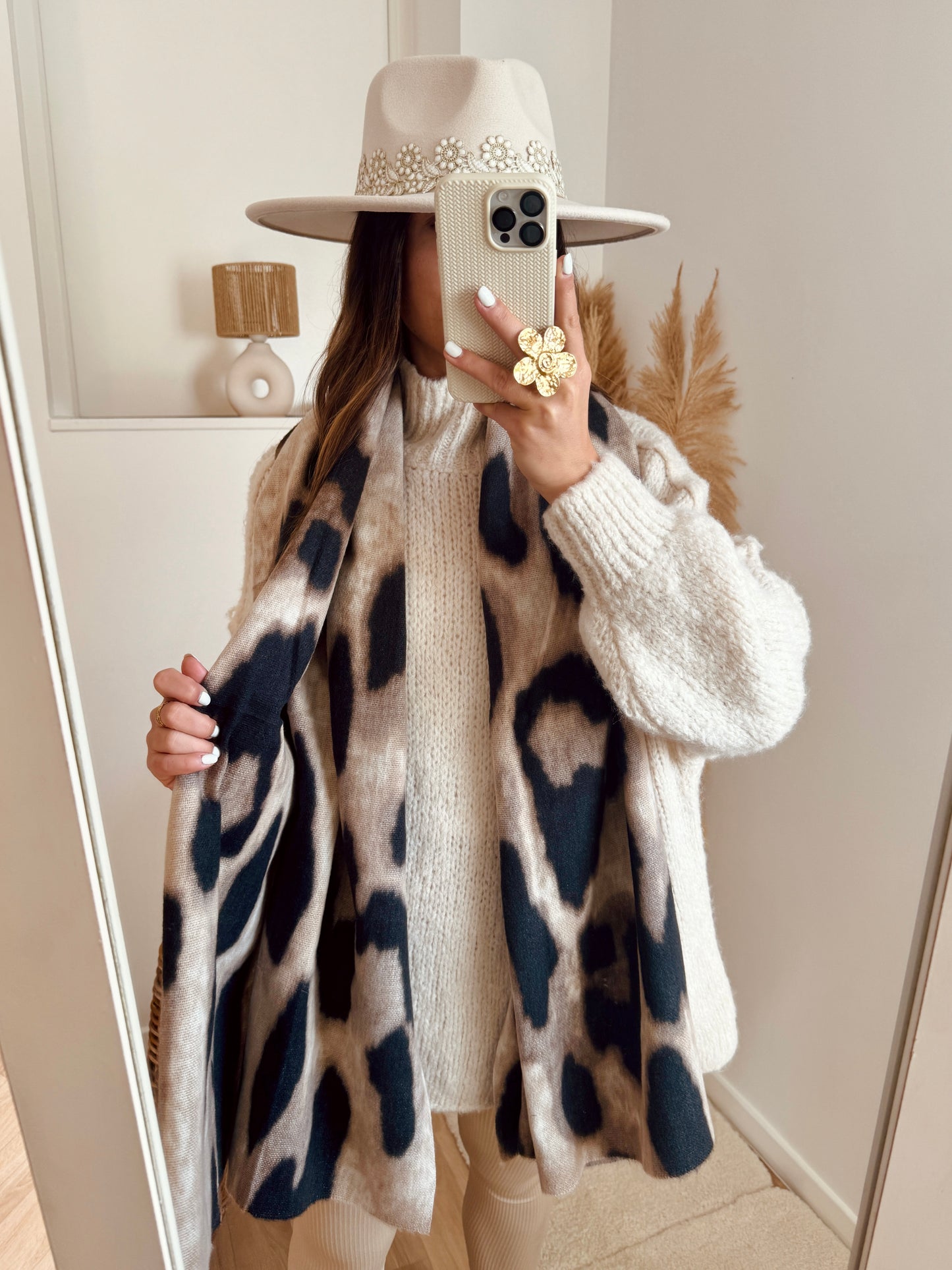 Écharpe RAFAELA léopard beige