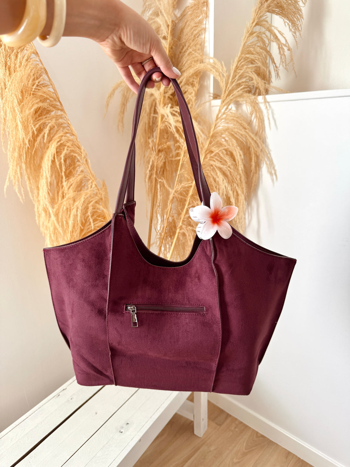 Sac NELIA à clous – Bordeaux